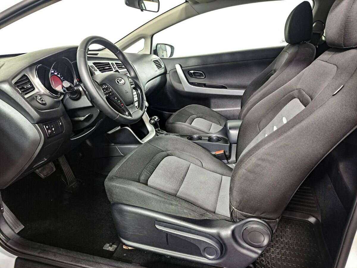 Купить Kia Ceed, 2013, 98 781 км, фото №12
