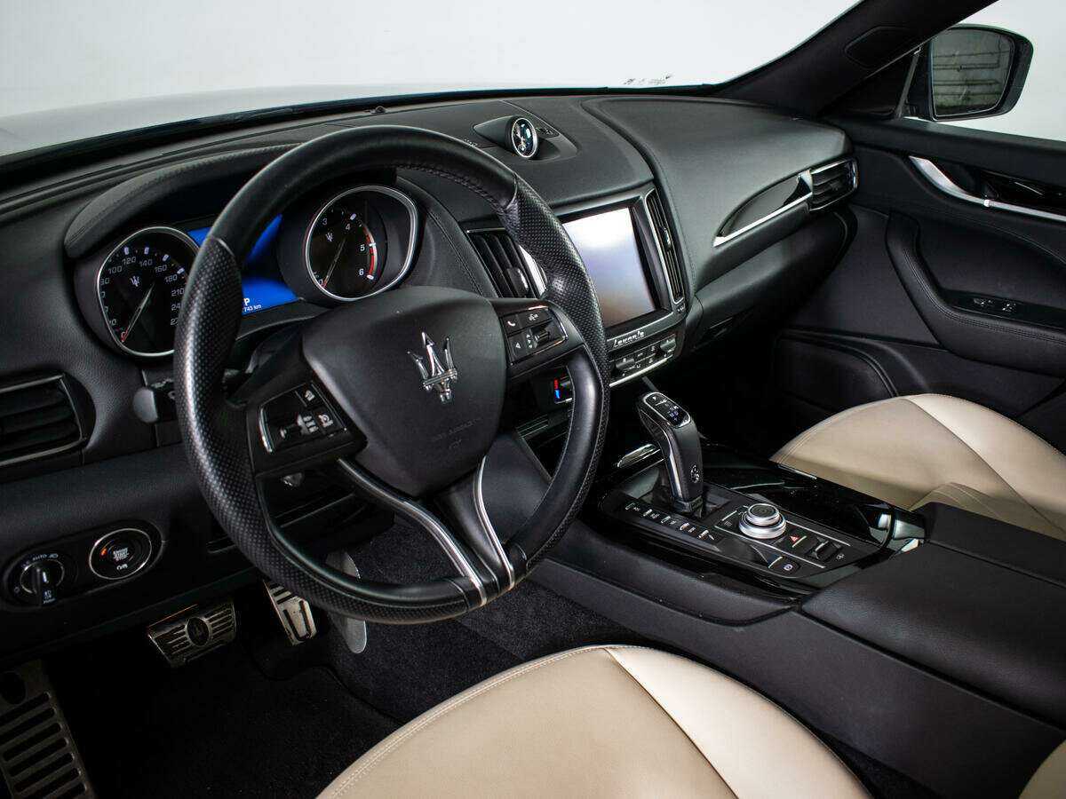 Купить Maserati Levante Diesel, 2019, 17 600 км, фото №11