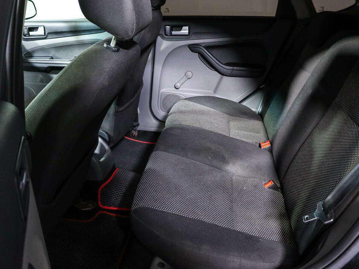 Купить Ford Focus, 2010, 189 319 км, фото №8