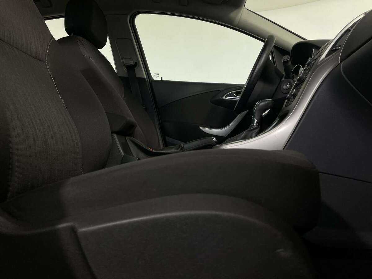Купить Opel Astra, 2011, 169 901 км, фото №14