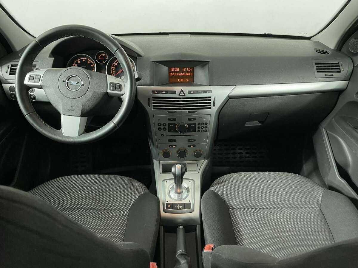 Купить Opel Astra, 2010, 167 660 км, фото №6