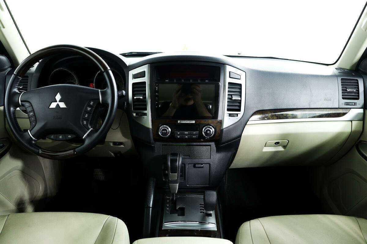 Купить Mitsubishi Pajero, 2019, 35 250 км, фото №11