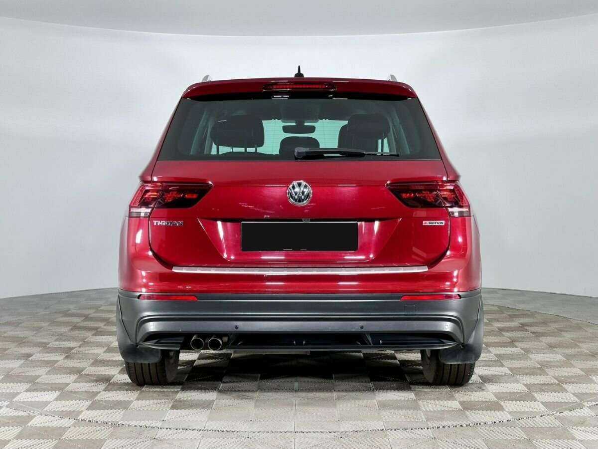 Купить Volkswagen Tiguan, 2018, 95 680 км, фото №4
