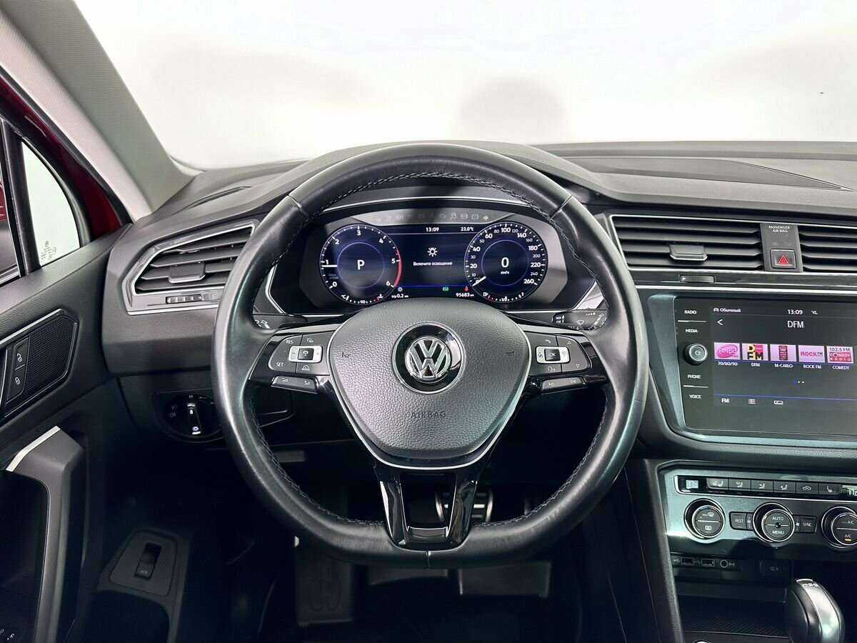 Купить Volkswagen Tiguan, 2018, 95 680 км, фото №12