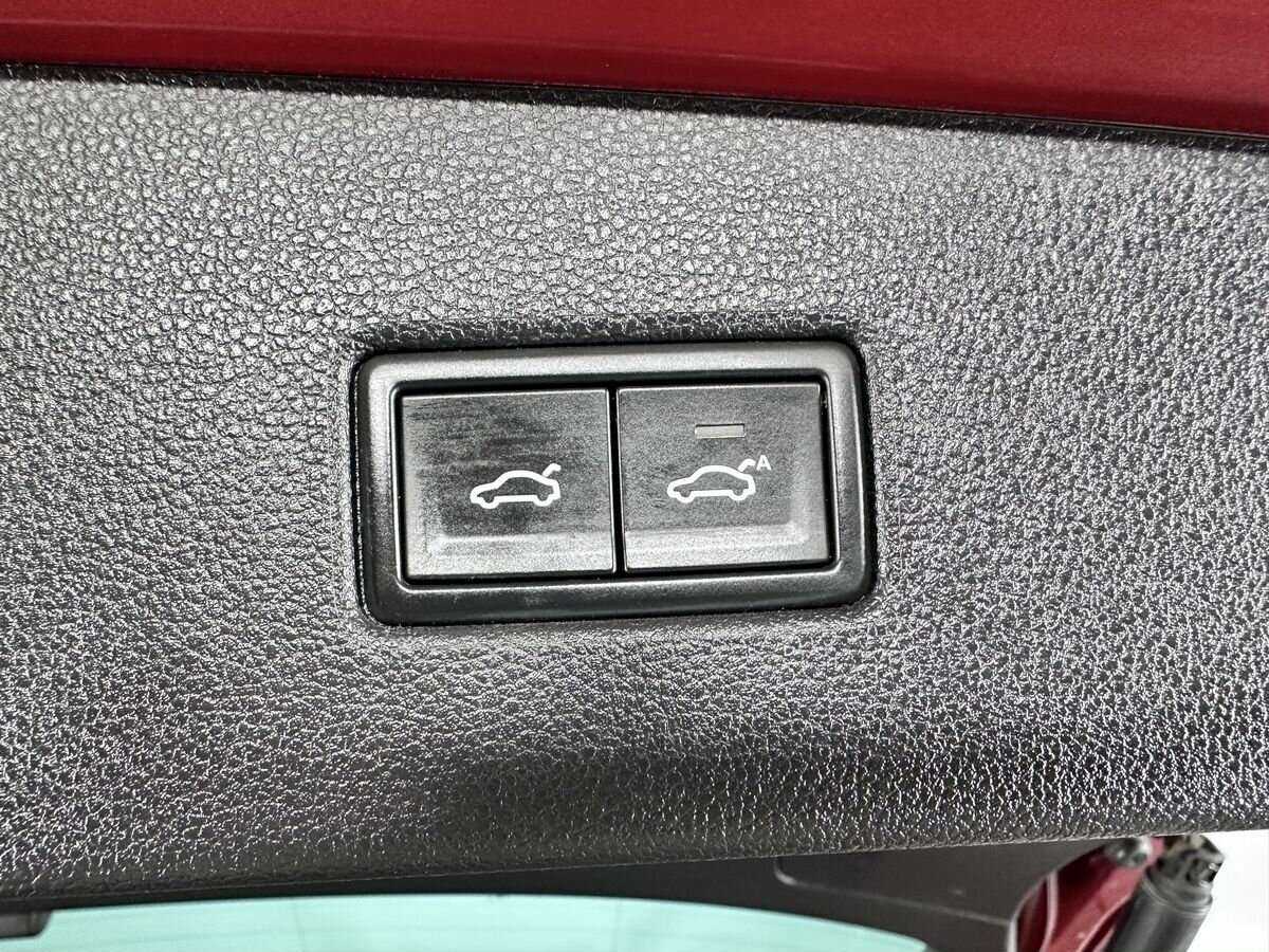 Купить Volkswagen Tiguan, 2018, 95 680 км, фото №19