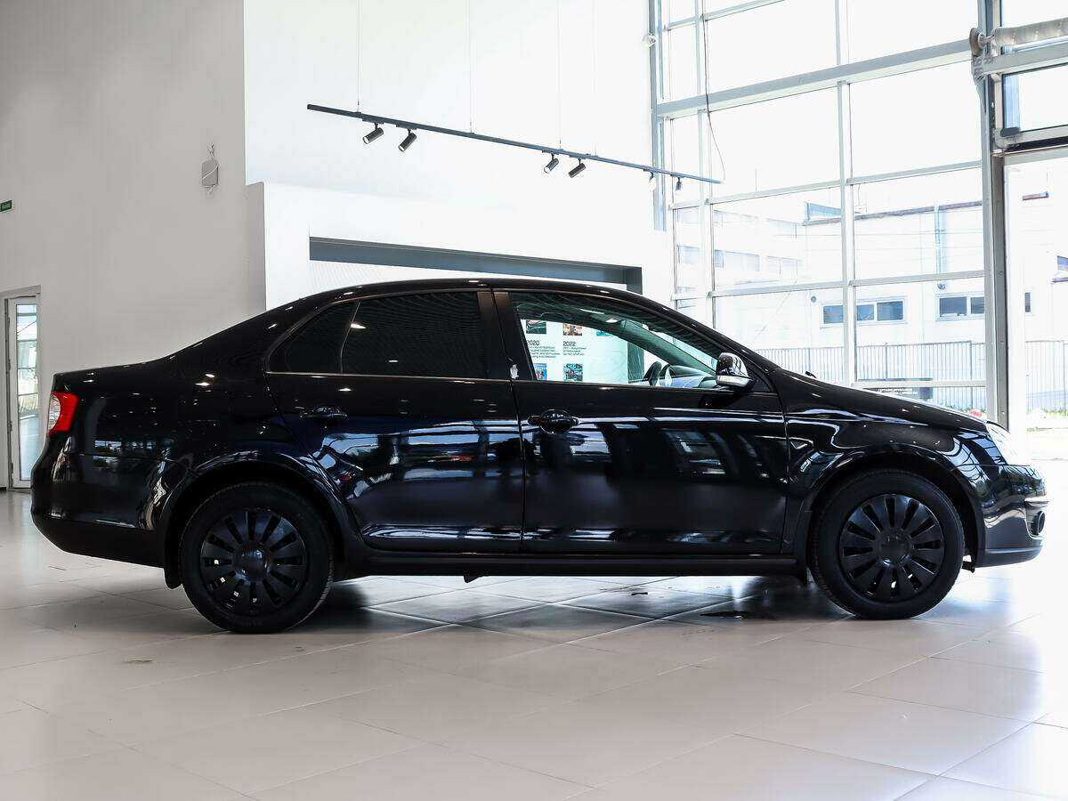 Купить Volkswagen Jetta, 2009, 217 803 км, фото №4