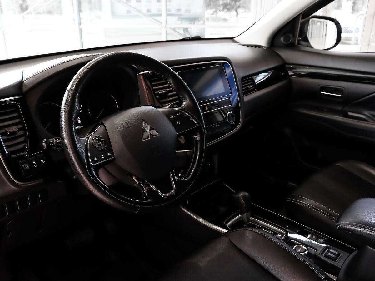 Купить Mitsubishi Outlander, 2019, 69 017 км, фото №9