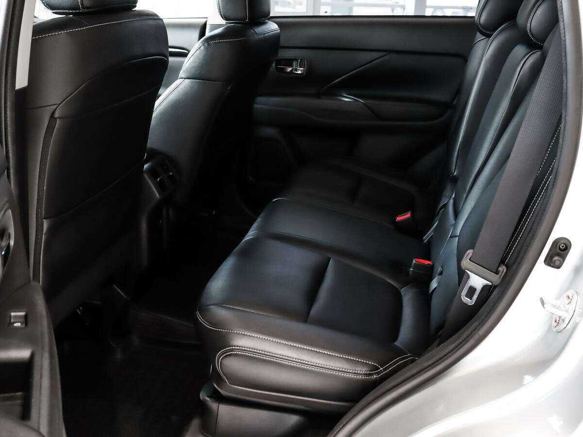 Купить Mitsubishi Outlander, 2019, 69 017 км, фото №11