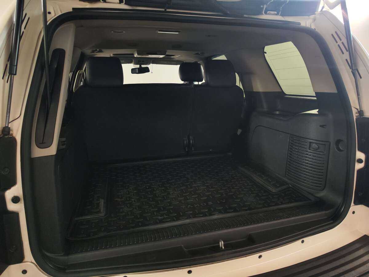 Купить Chevrolet Tahoe 6AT, 2012, 260 000 км, фото №6