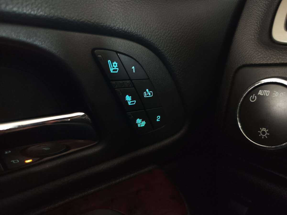 Купить Chevrolet Tahoe 6AT, 2012, 260 000 км, фото №14