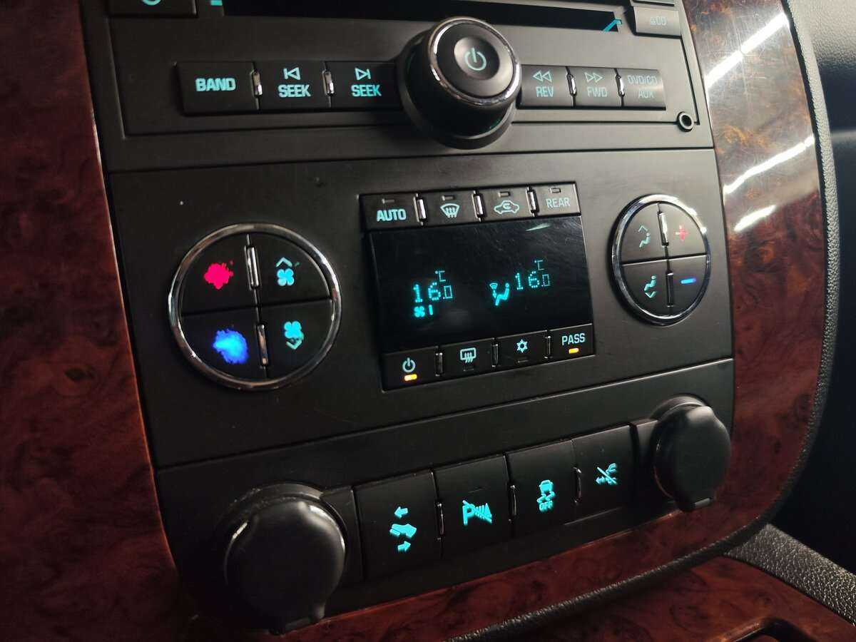 Купить Chevrolet Tahoe 6AT, 2012, 260 000 км, фото №27