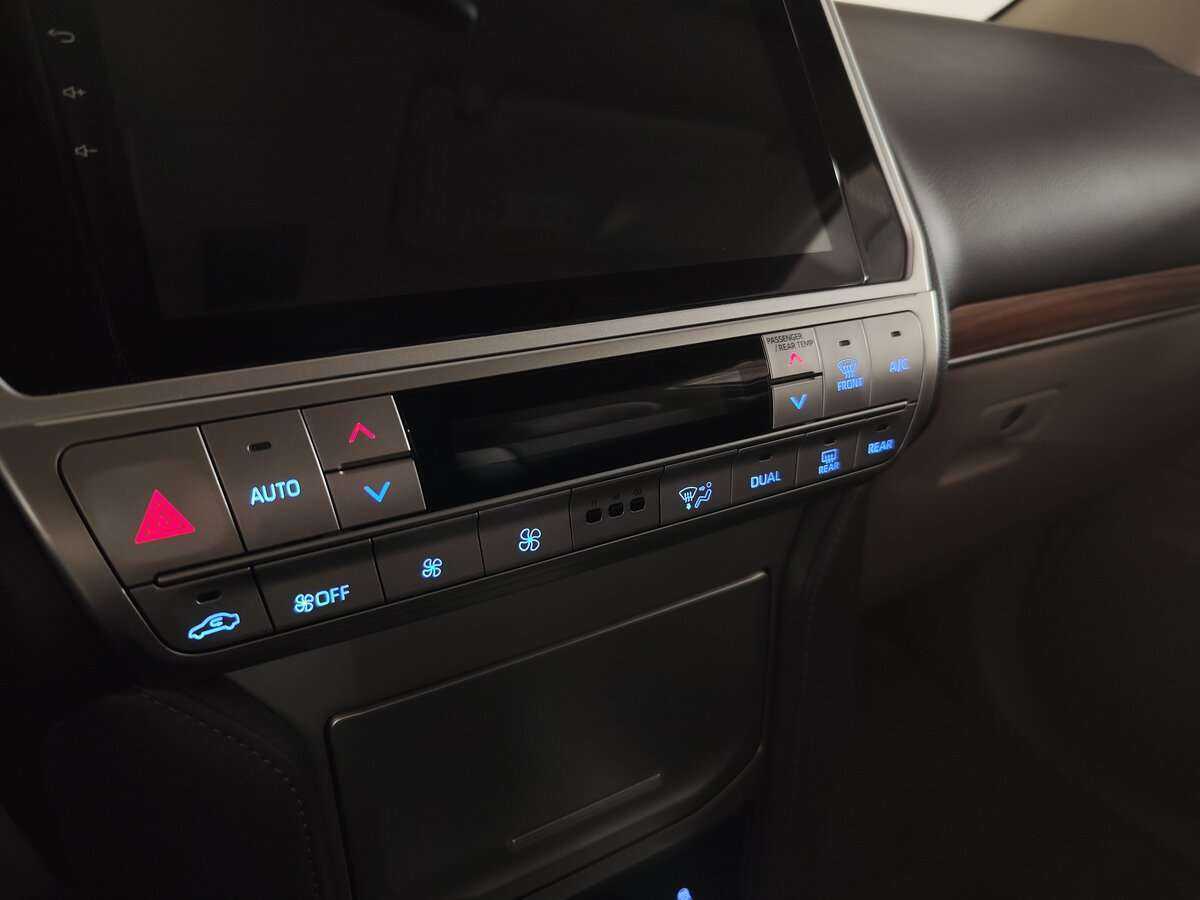 Купить Toyota Land Cruiser Prado, 2021, 16 500 км, фото №26
