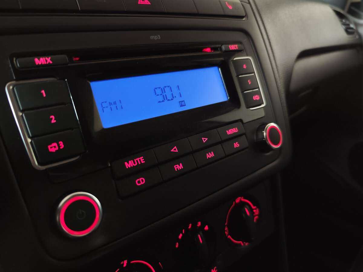 Купить Volkswagen Polo, 2011, 144 451 км, фото №11