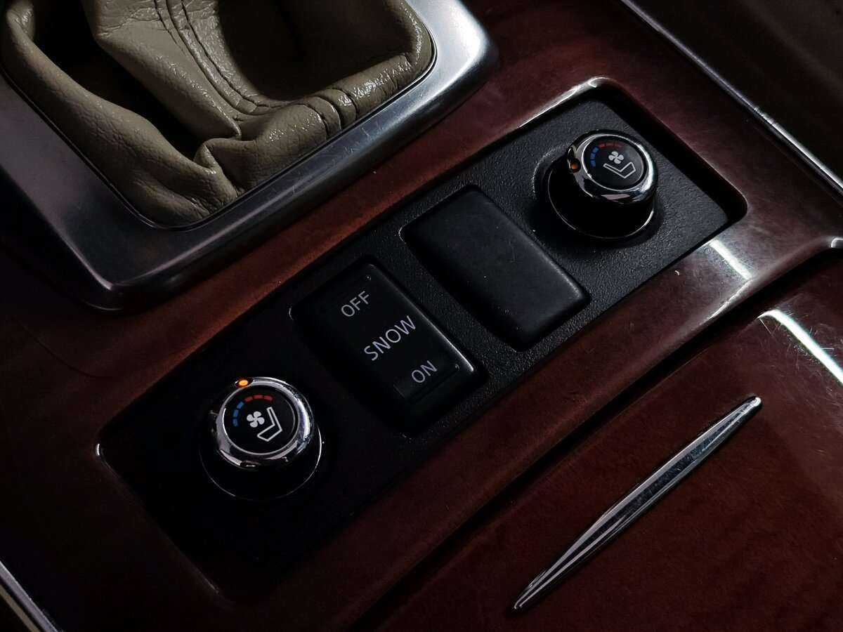 Купить Infiniti FX37, 2010, 220 000 км, фото №24