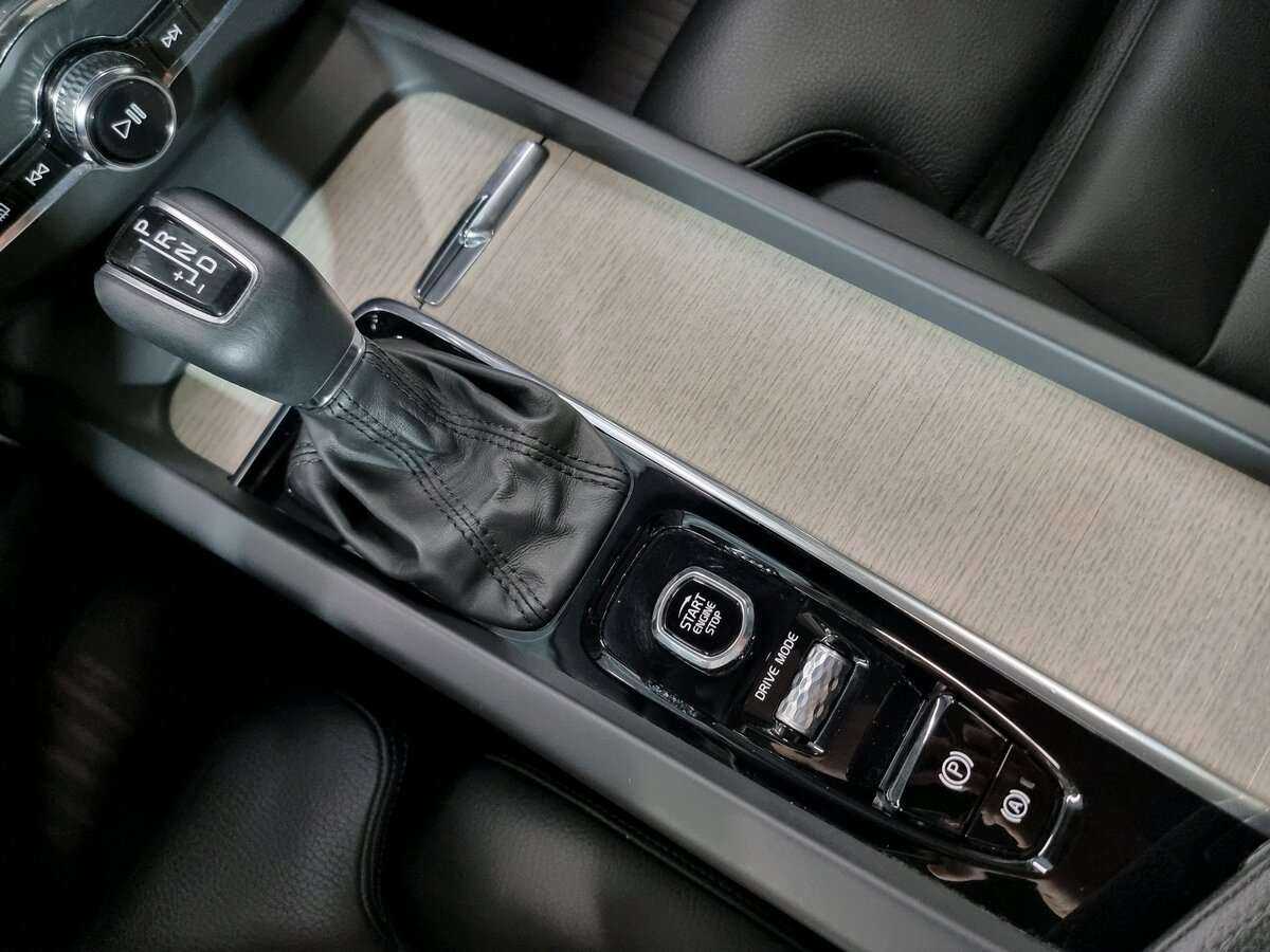 Купить Volvo XC60, 2019, 77 787 км, фото №20