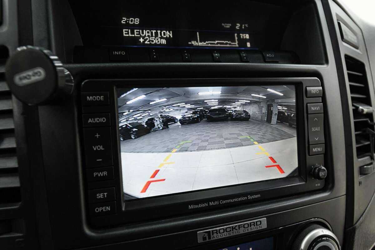 Купить Mitsubishi Pajero, 2011, 176 000 км, фото №12