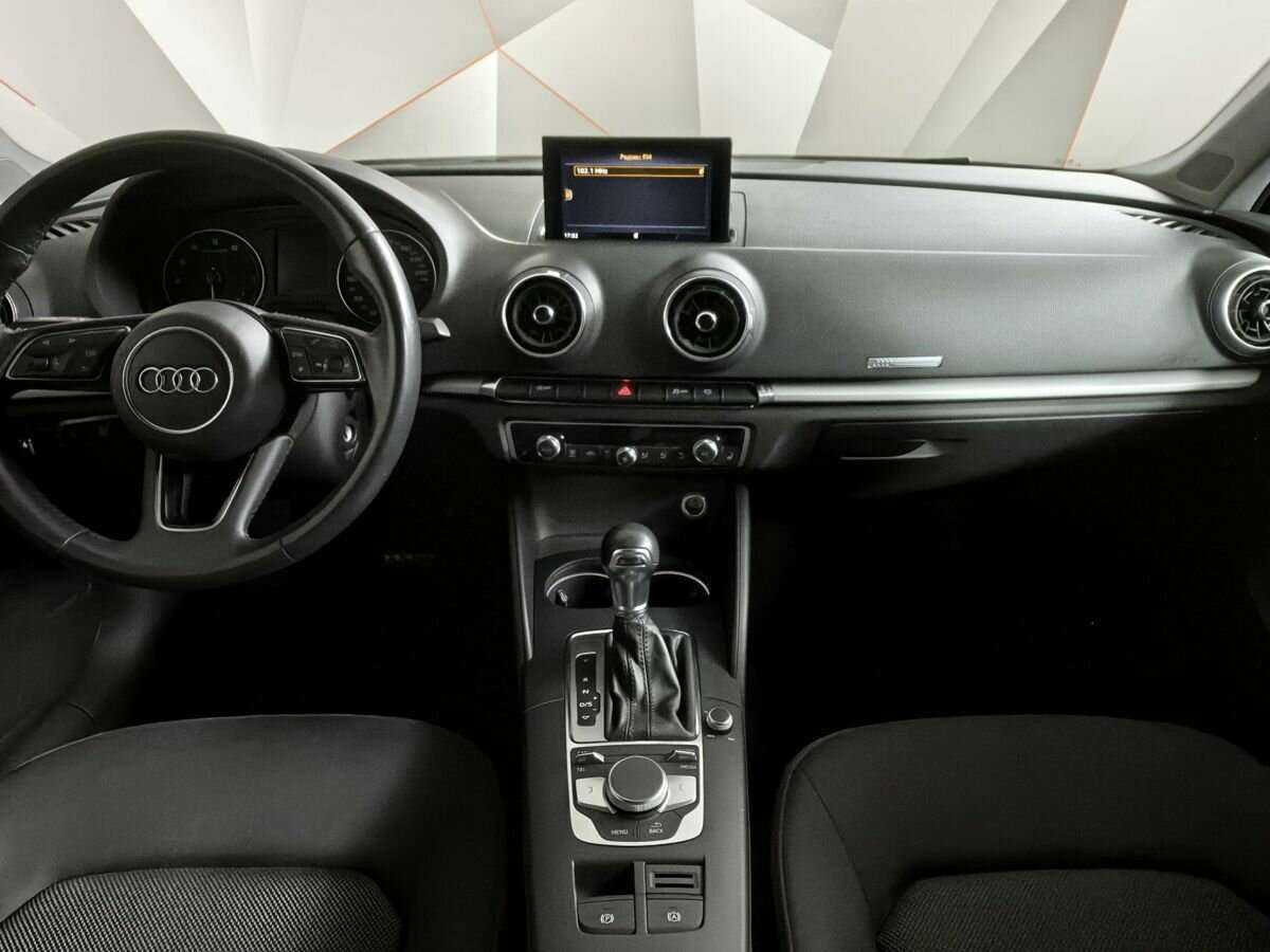 Купить Audi A3, 2019, 107 500 км, фото №10