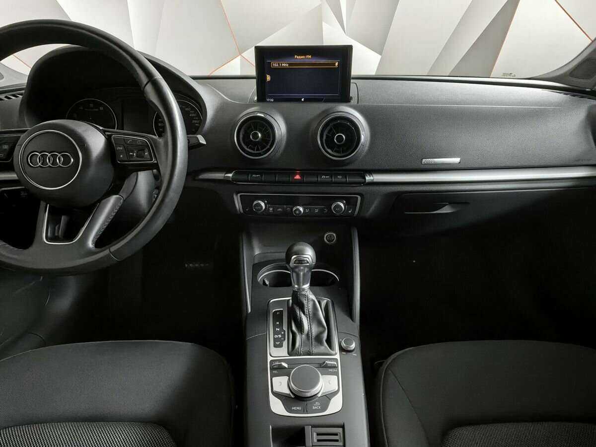 Купить Audi A3, 2019, 107 500 км, фото №11