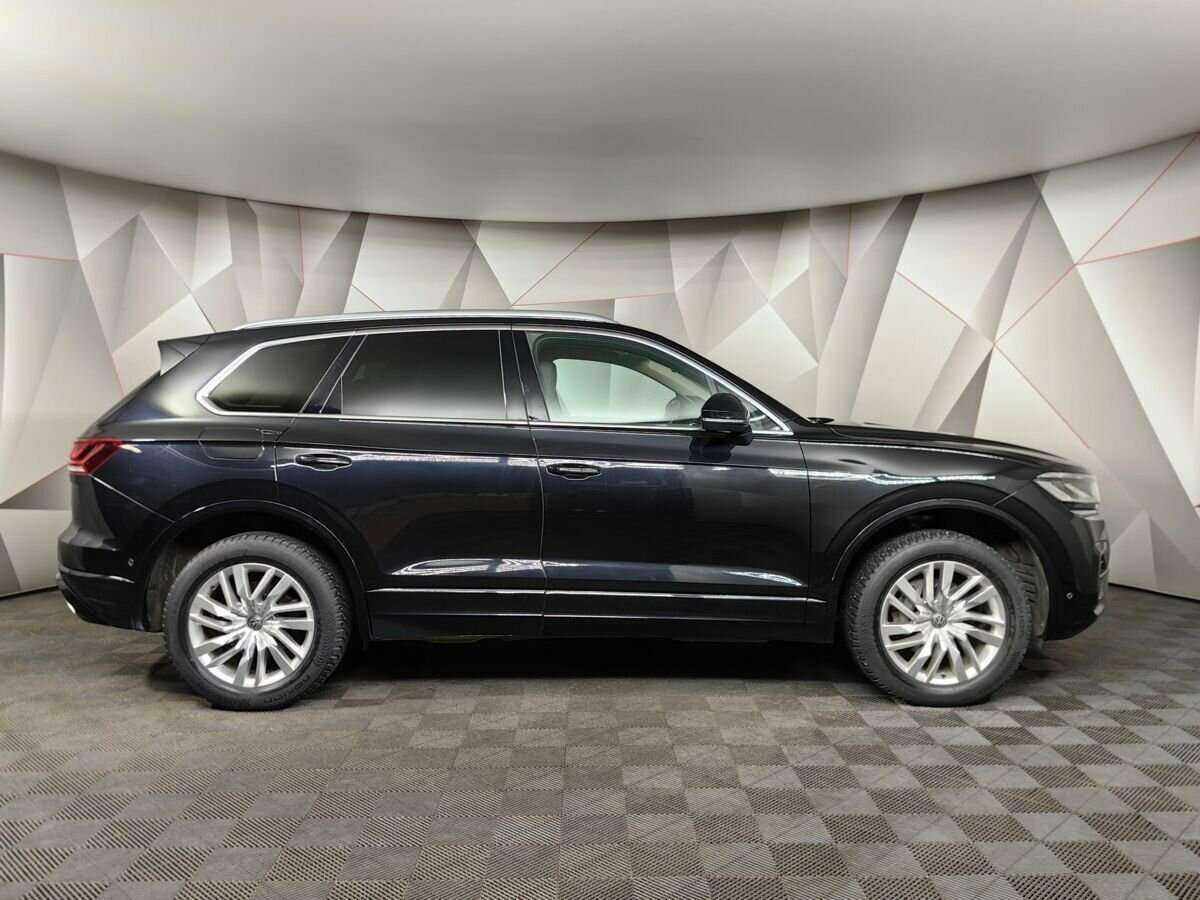 Купить Volkswagen Touareg, 2018, 139 797 км, фото №6