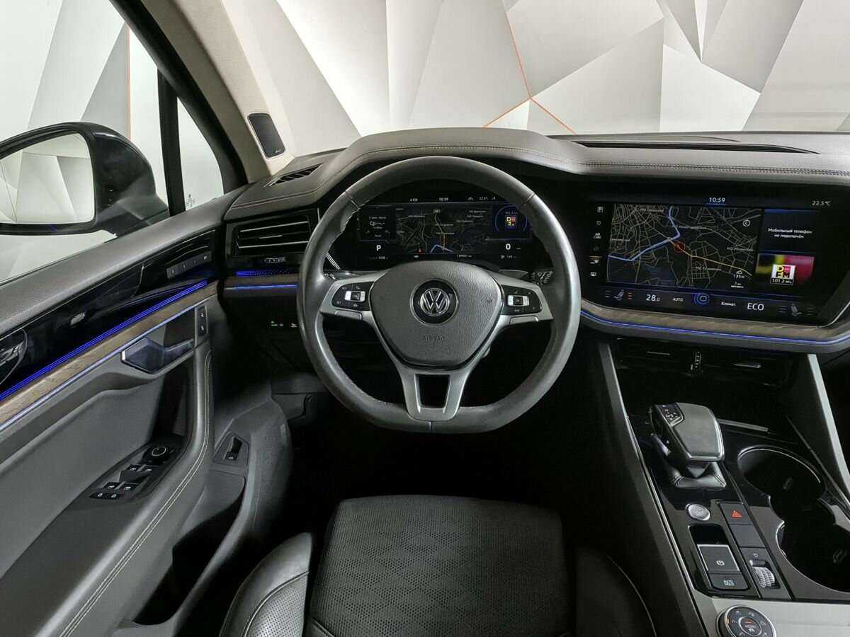 Купить Volkswagen Touareg, 2018, 139 797 км, фото №14