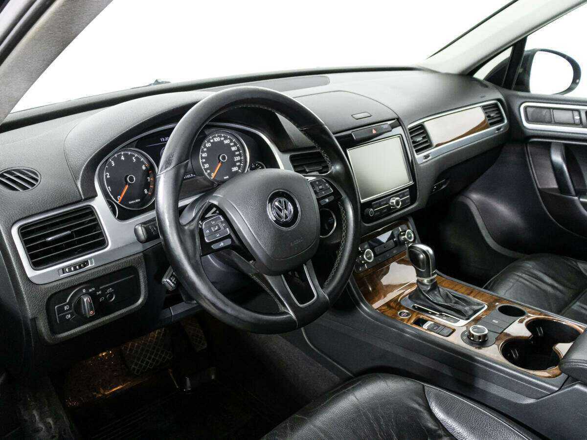 Купить Volkswagen Touareg, 2011, 331 380 км, фото №11