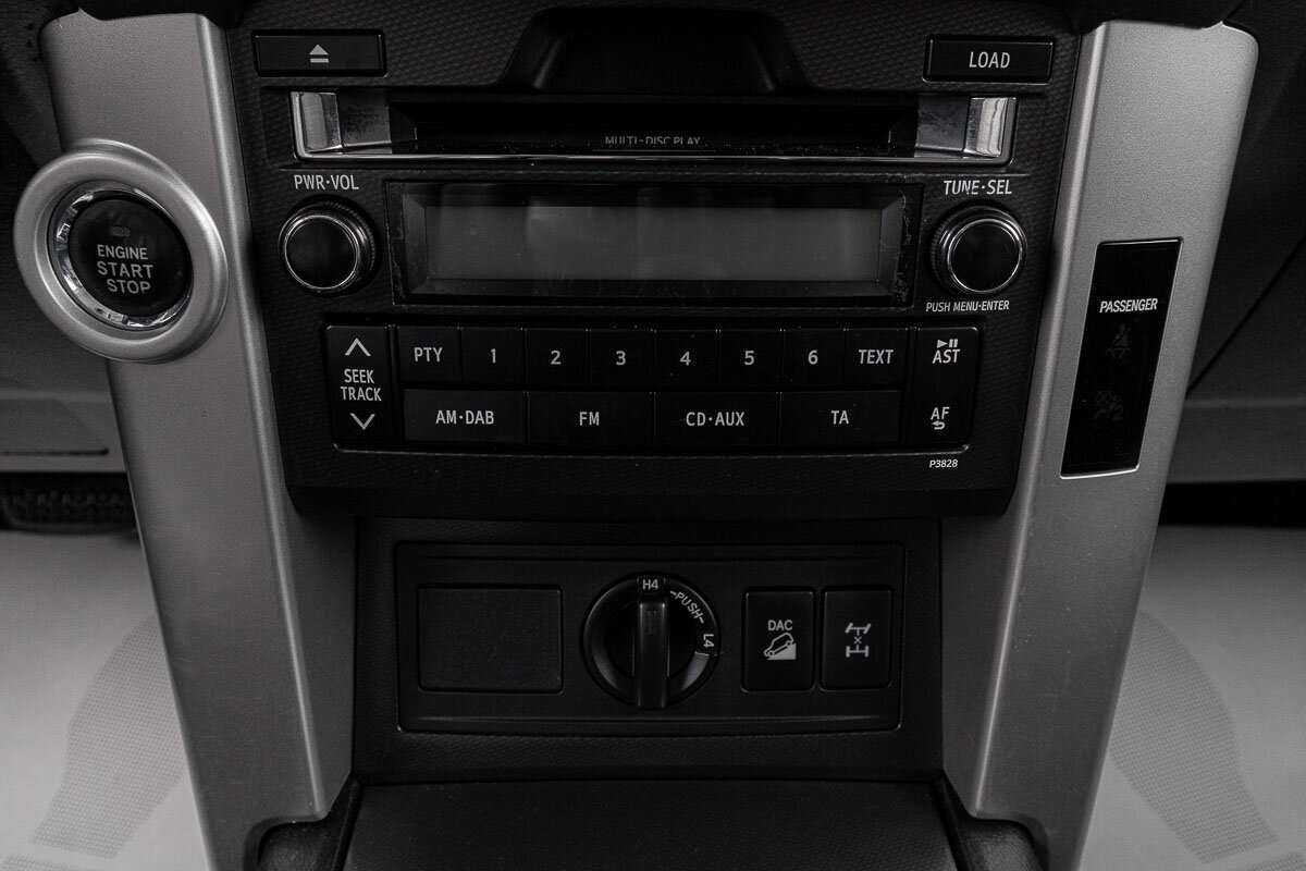 Купить Toyota Land Cruiser Prado, 2010, 157 300 км, фото №14