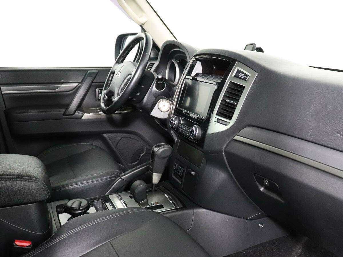 Купить Mitsubishi Pajero, 2018, 100 884 км, фото №7