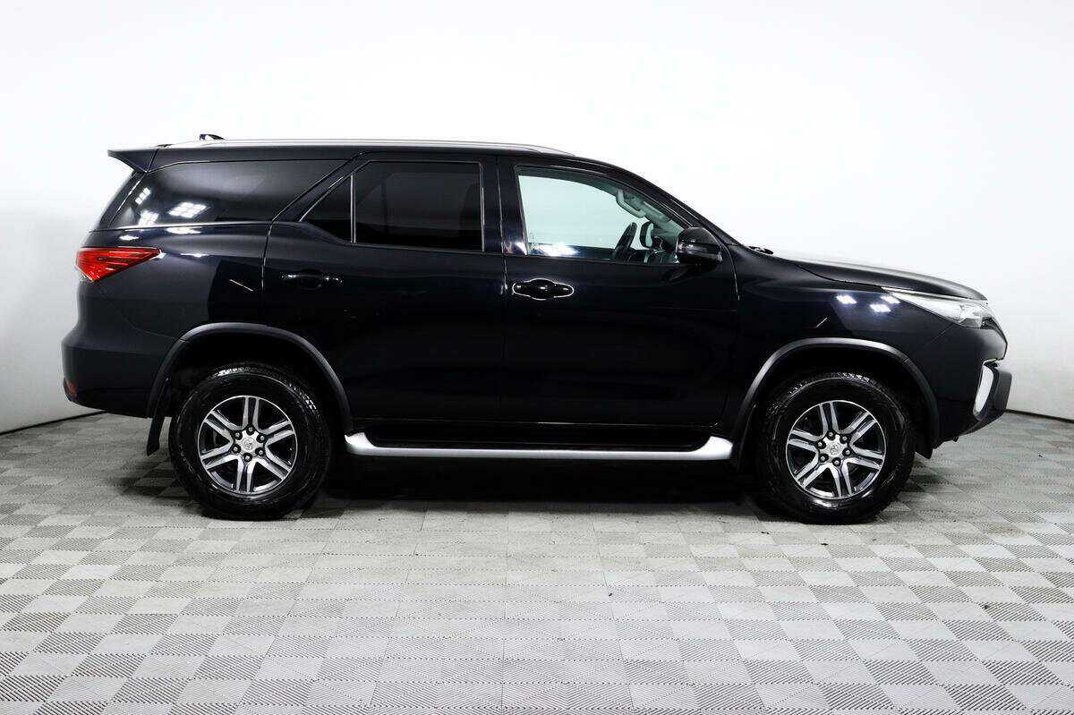 Купить Toyota Fortuner, 2018, 85 051 км, фото №4