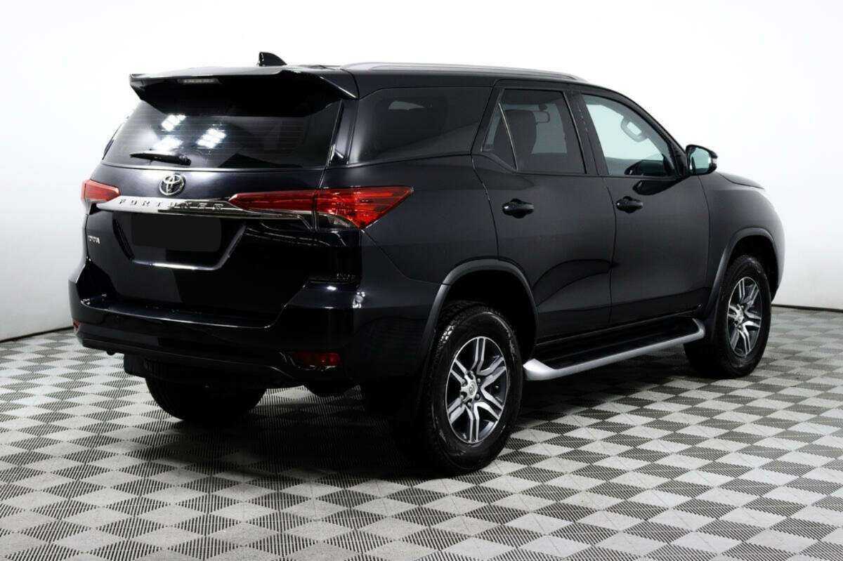 Купить Toyota Fortuner, 2018, 85 051 км, фото №5