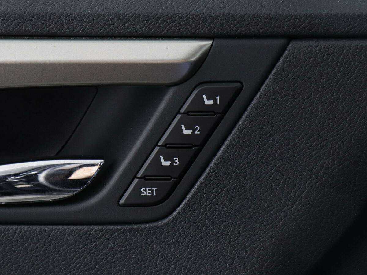 Купить Lexus RX 300, 2018, 119 885 км, фото №13