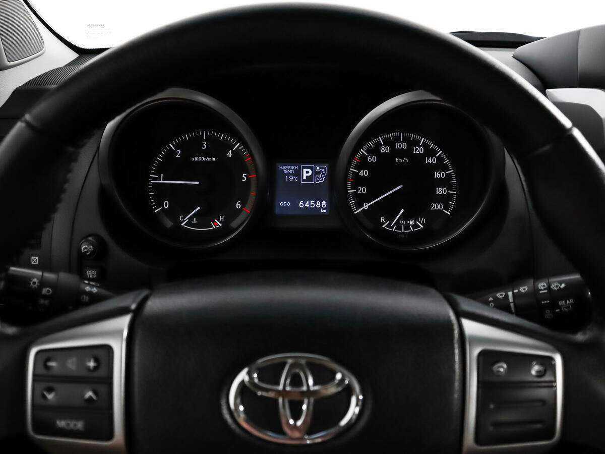 Купить Toyota Land Cruiser Prado, 2015, 61 200 км, фото №16