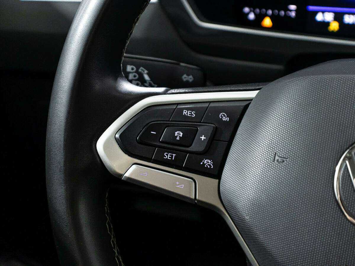 Купить Volkswagen Tiguan, 2021, 52 773 км, фото №17