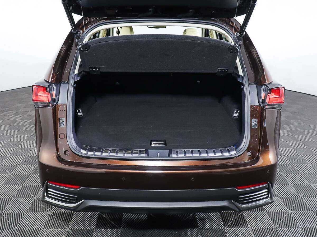 Купить Lexus NX 200, 2017, 25 726 км, фото №10