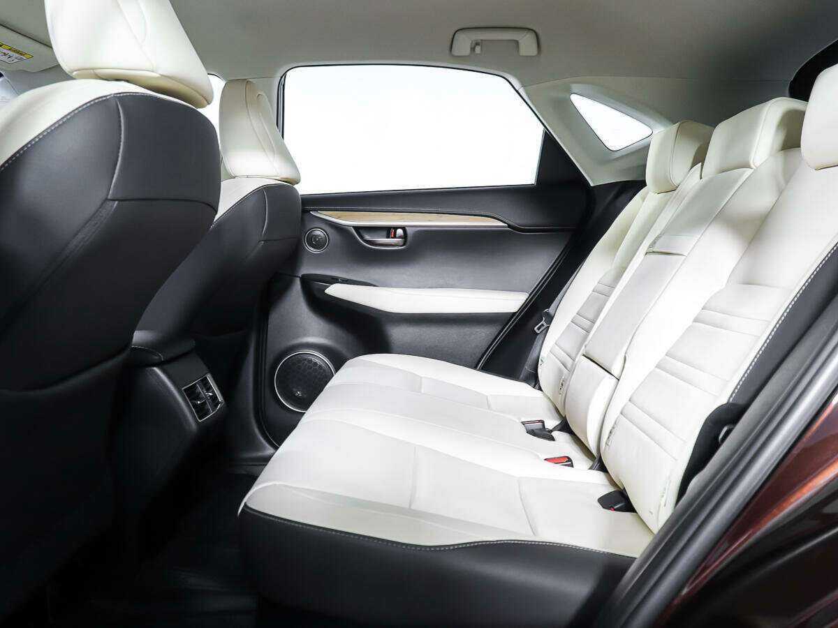 Купить Lexus NX 200, 2017, 25 726 км, фото №12