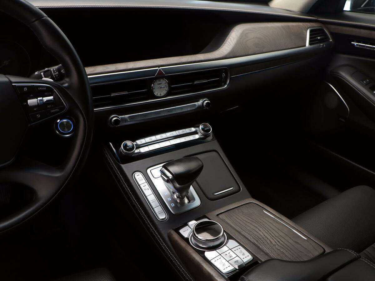 Купить Genesis G90, 2019, 102 129 км, фото №18