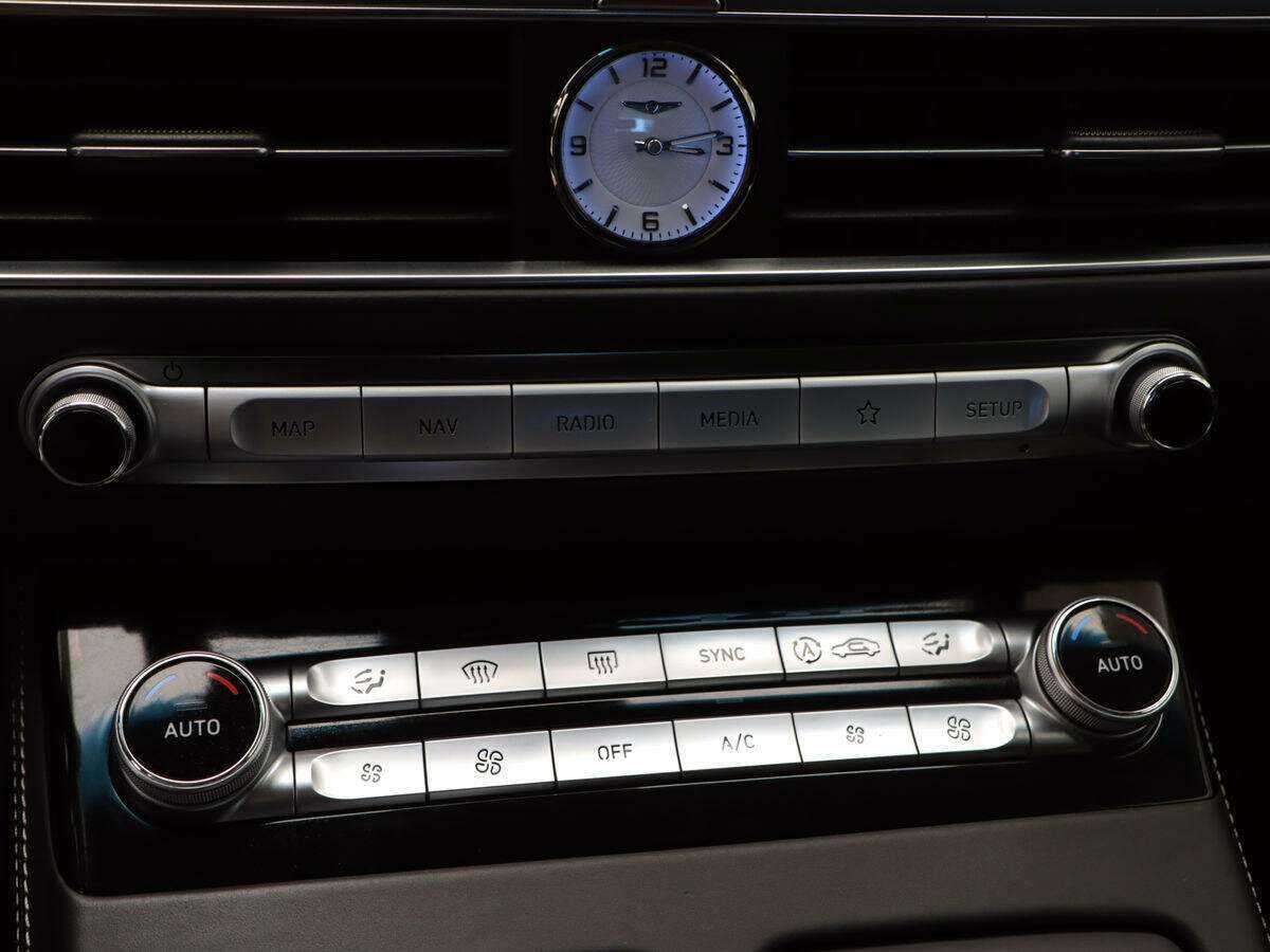 Купить Genesis G90, 2019, 102 129 км, фото №21