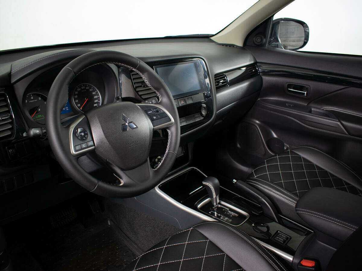 Купить Mitsubishi Outlander, 2022, 14 500 км, фото №13