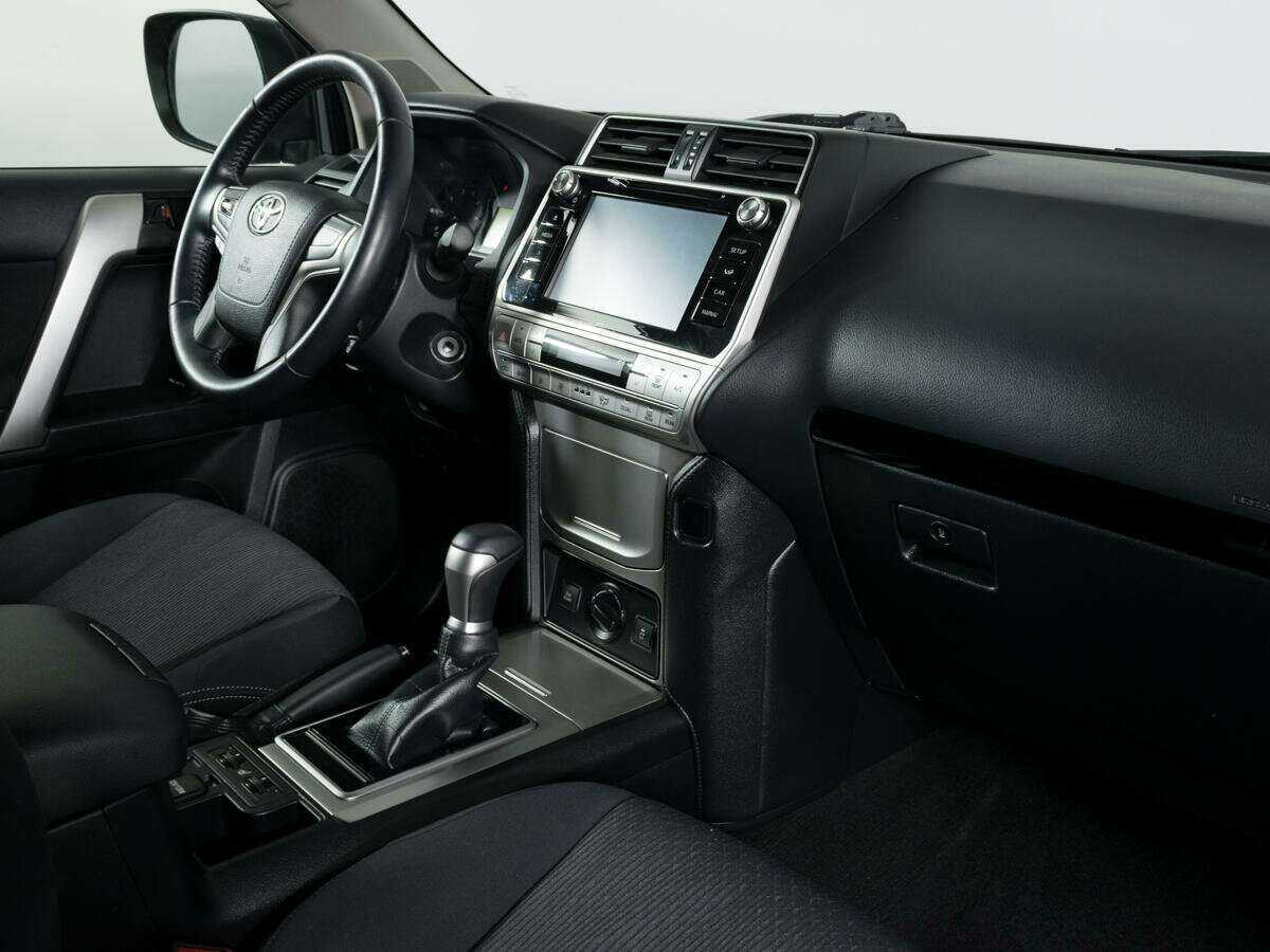 Купить Toyota Land Cruiser Prado, 2018, 35 010 км, фото №9