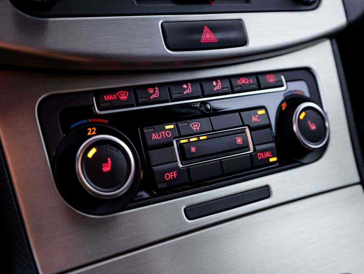 Купить Volkswagen Passat, 2011, 281 025 км, фото №15