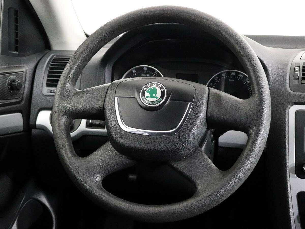 Купить Skoda Octavia, 2011, 175 324 км, фото №12
