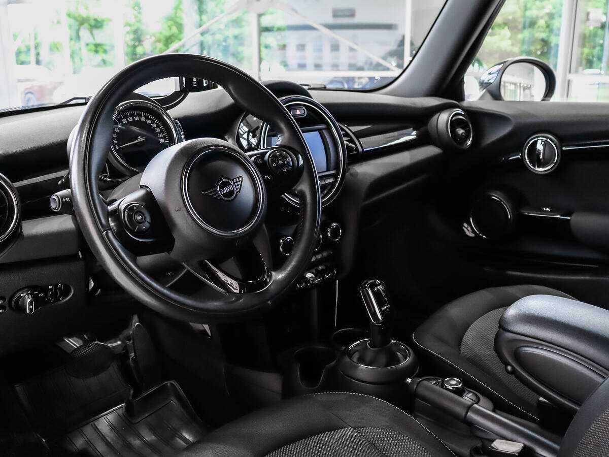 Купить Mini Hatch Cooper, 2019, 42 699 км, фото №9
