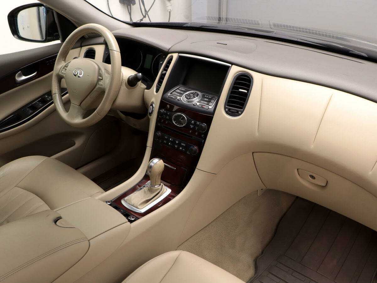 Купить Infiniti QX50, 2015, 125 305 км, фото №7