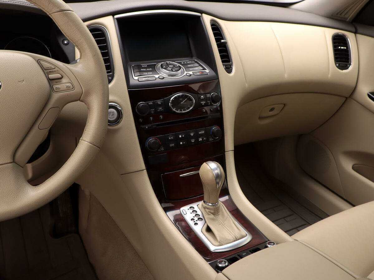 Купить Infiniti QX50, 2015, 125 305 км, фото №14