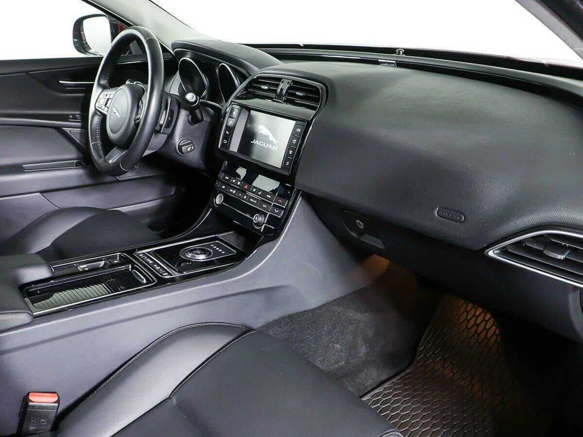 Купить Jaguar XE, 2018, 33 996 км, фото №9