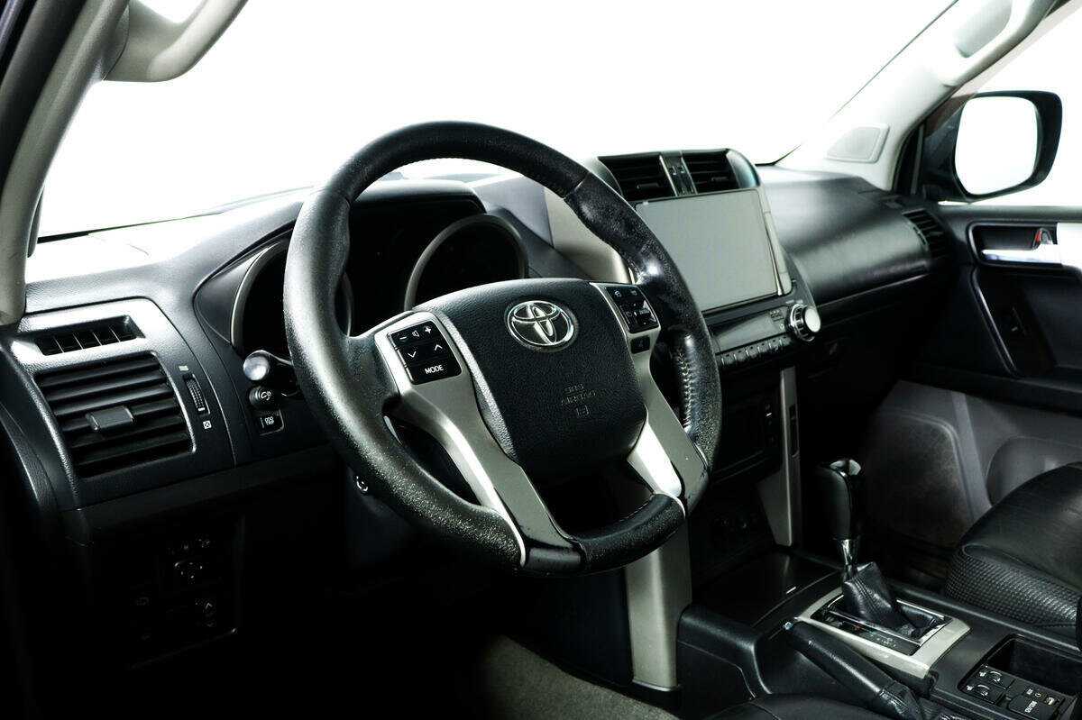 Купить Toyota Land Cruiser Prado, 2011, 509 152 км, фото №13