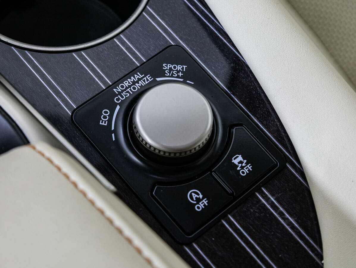 Купить Lexus RX 200t, 2016, 74 774 км, фото №14