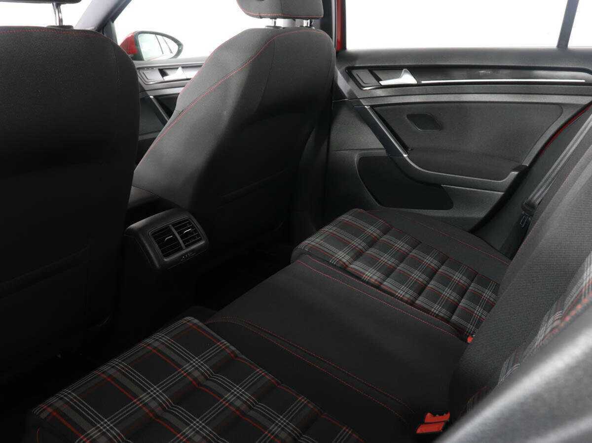 Купить Volkswagen Golf GTI, 2013, 130 793 км, фото №11