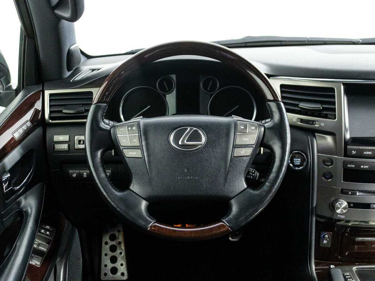 Купить Lexus LX 570, 2014, 172 642 км, фото №21