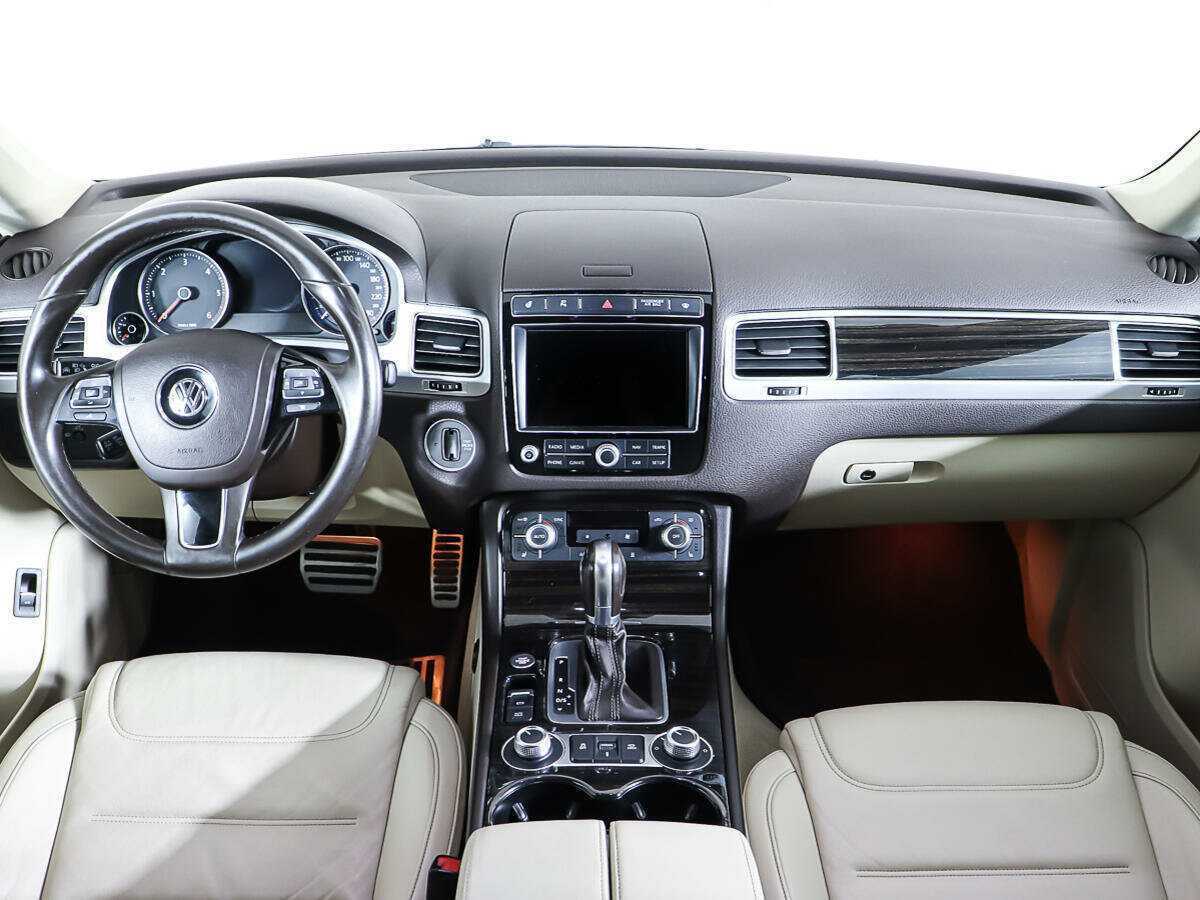 Купить Volkswagen Touareg, 2014, 148 942 км, фото №11