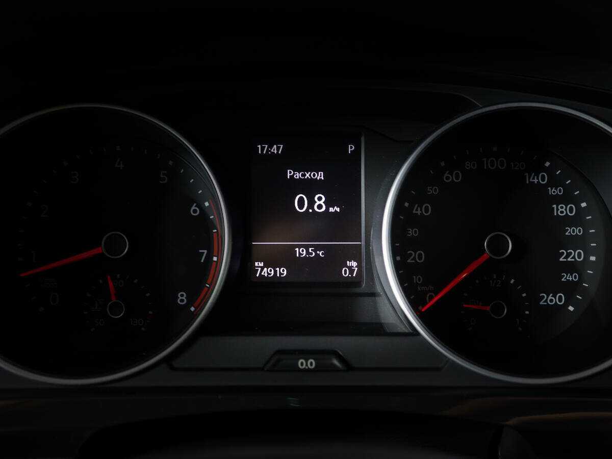 Купить Volkswagen Tiguan L, 2019, 74 900 км, фото №9